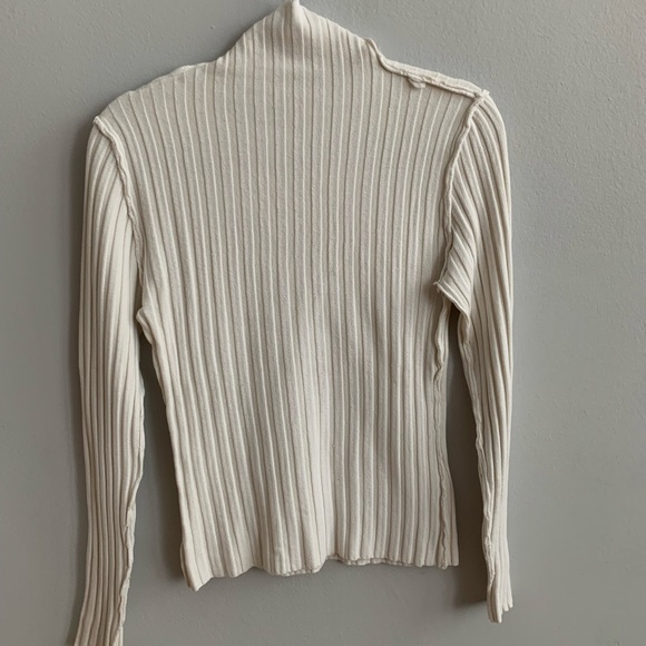 Turtleneck white long sleeve - Picture 4 of 5